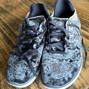 Women’s Nike size 8.